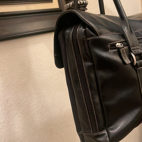 Buxton please check all picture of condition - Picture 8 of 17